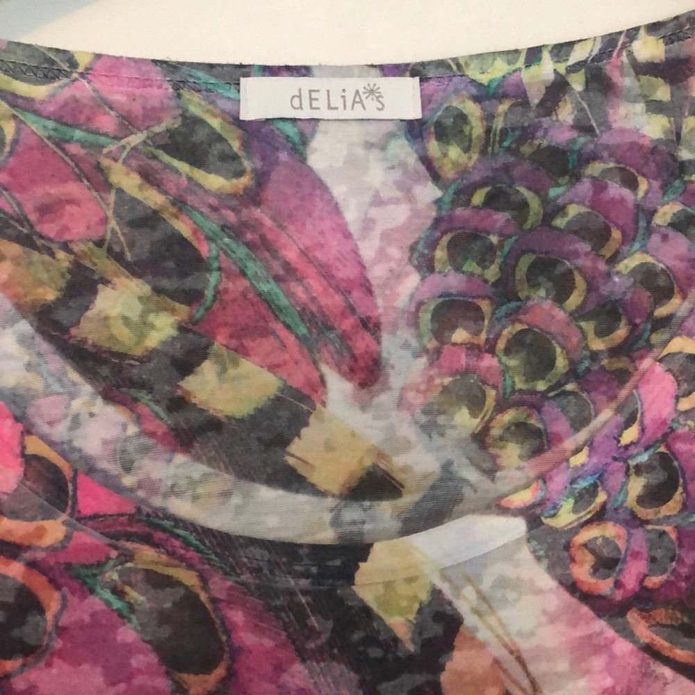 Top - Picture 2 of 2